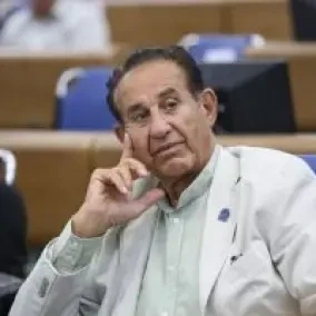 دکتر سیاوش صحت